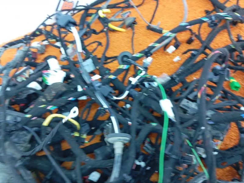 Проводка подкапотная