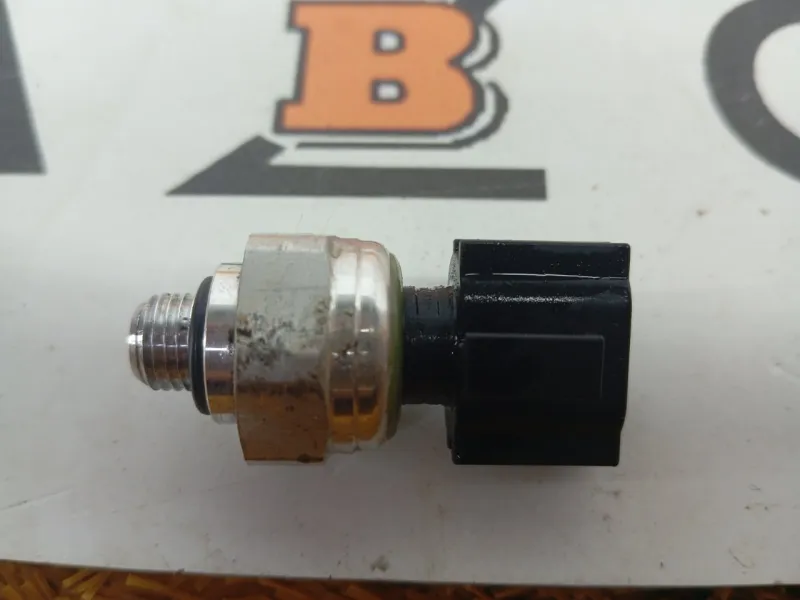 Датчик давления компрессора кондиционера