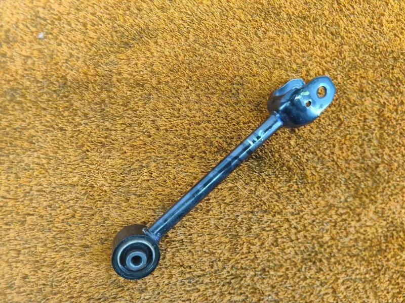 Рычаг подвески