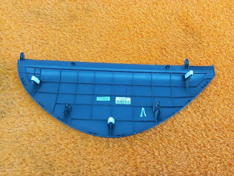 Накладка на торпедо