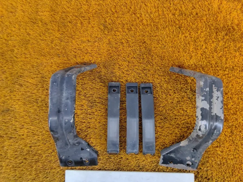 Крепление бампера