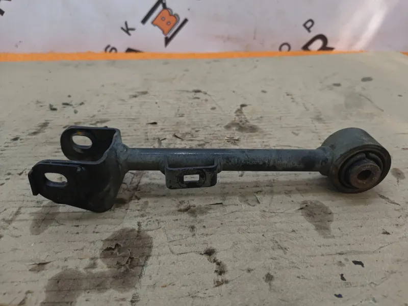 Рычаг подвески