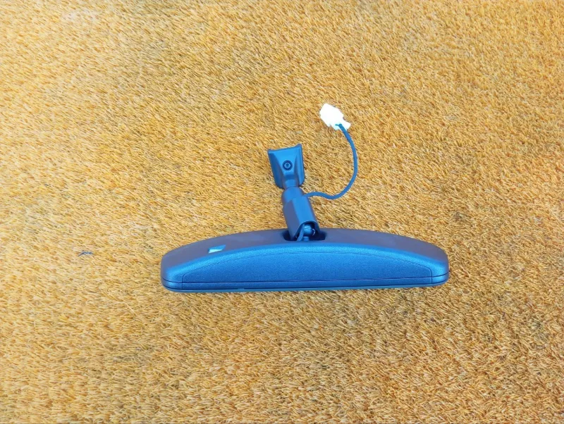 Зеркало заднего вида