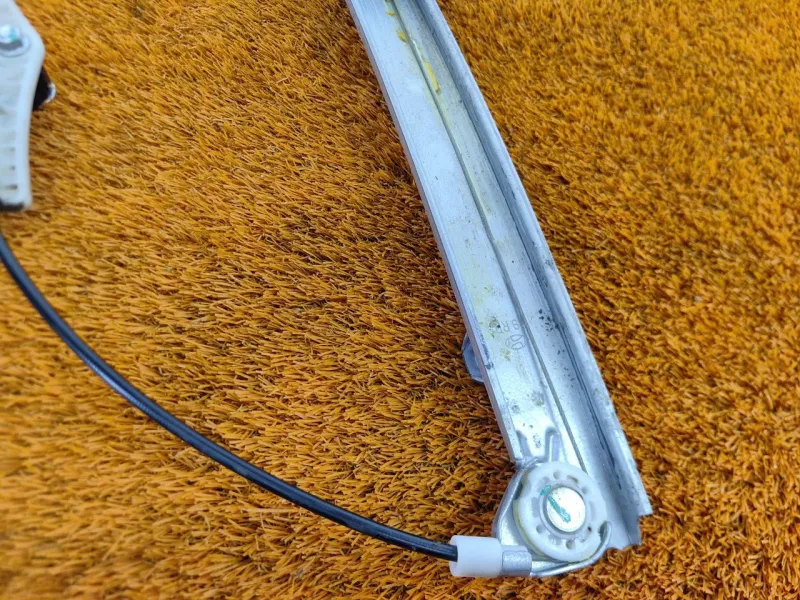 Стеклоподъемник