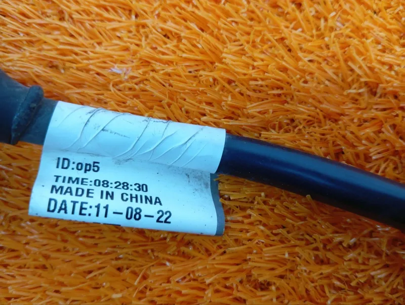 Клемма аккумулятора