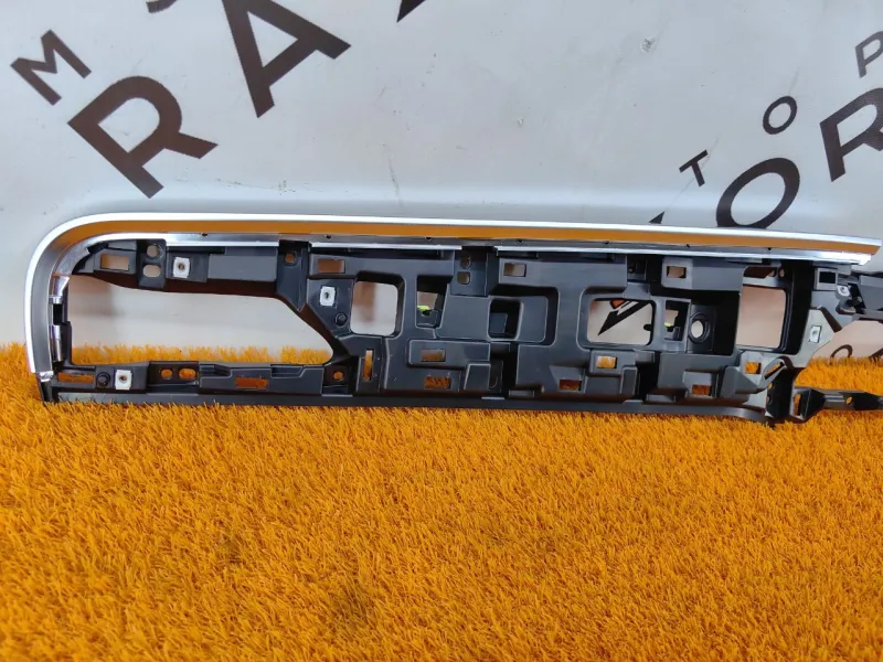 Накладка на торпедо