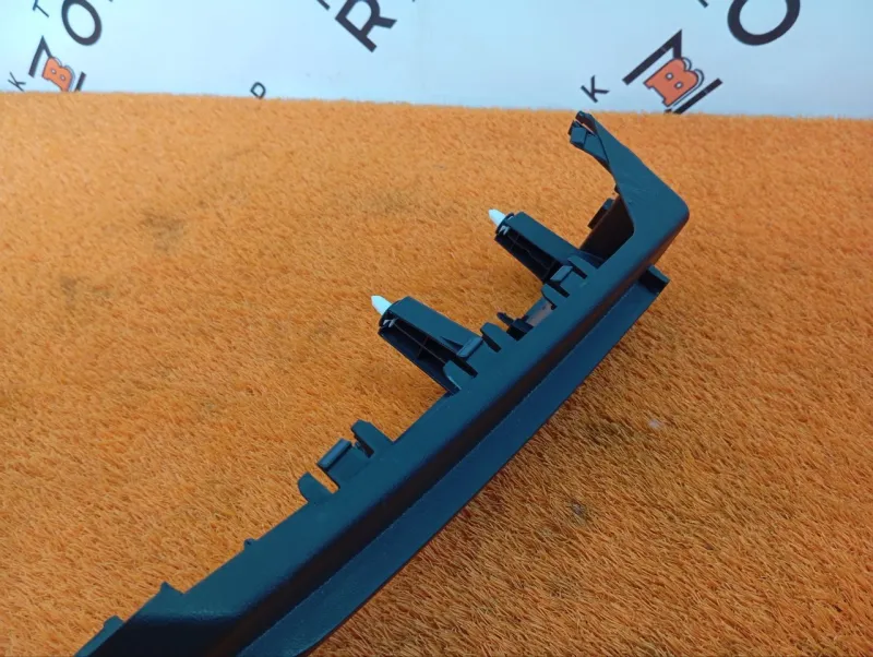 Обшивка багажника