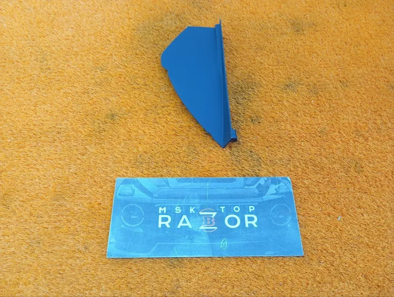 Накладка на торпедо