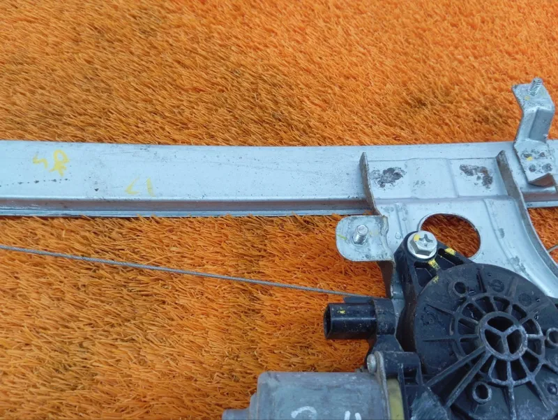 Стеклоподъемник