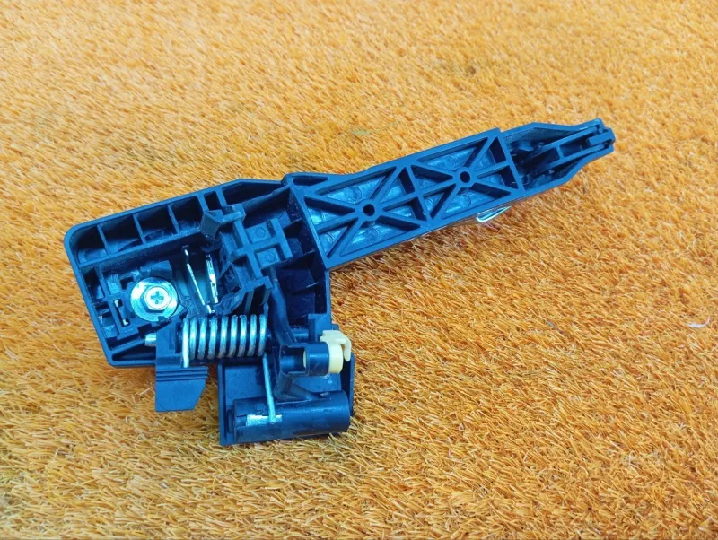 Ручка двери наружняя