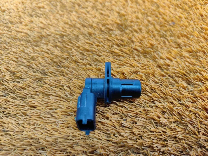 Датчик положения распредвала