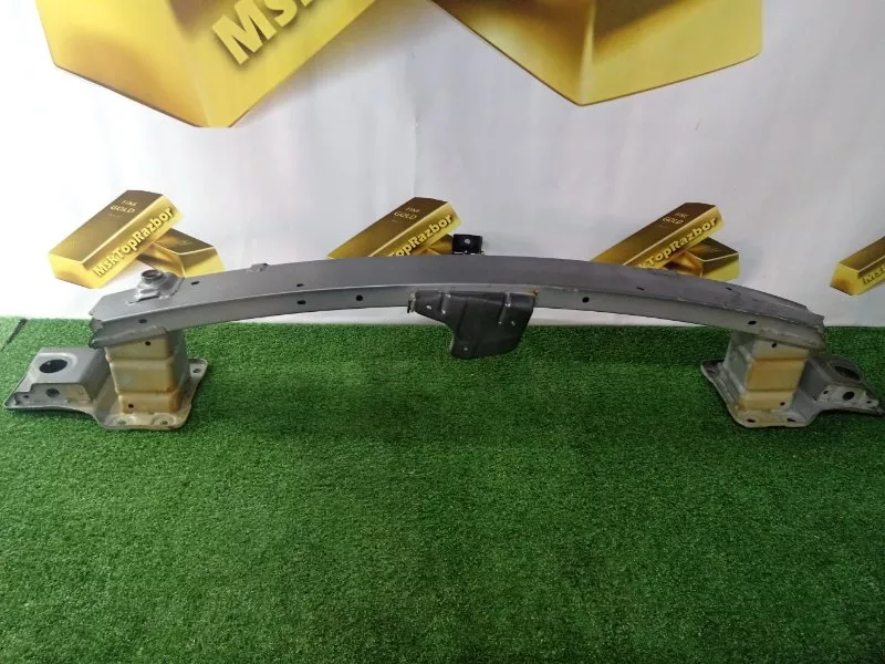 Усилитель бампера