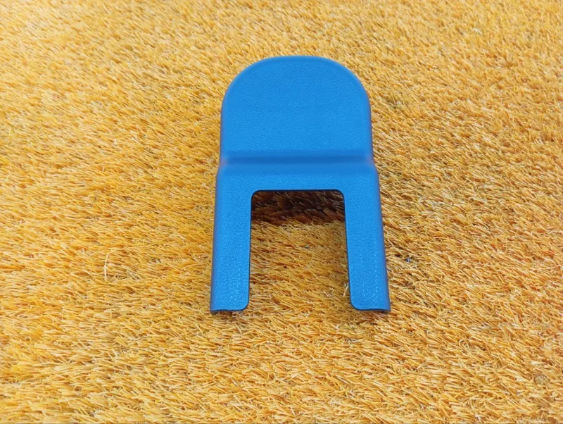 Заглушка крепления сиденья