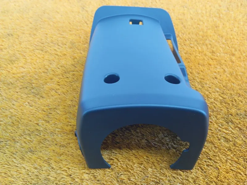 Кожух рулевой колонки