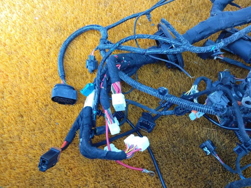 Проводка подкапотная