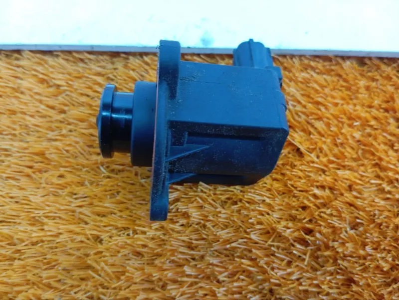 Клапан электромагнитный