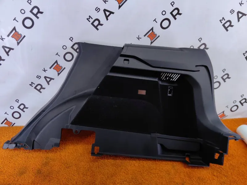 Обшивка багажника