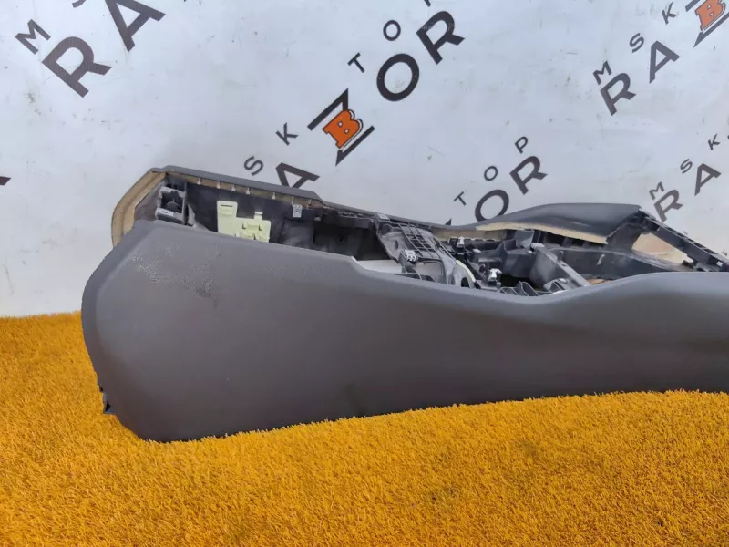 Консоль центральная