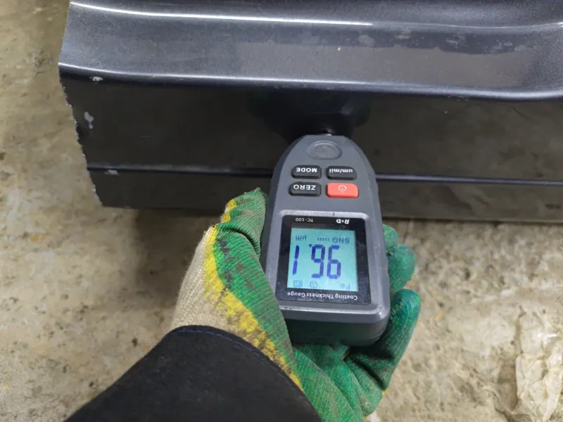 Порог с центральной стойкой