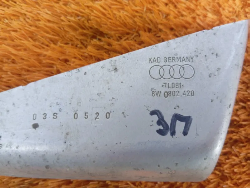 Кронштейн бампера