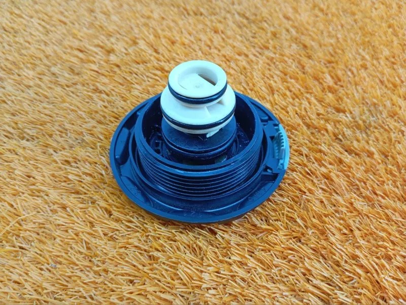 Крышка расширительного бачка