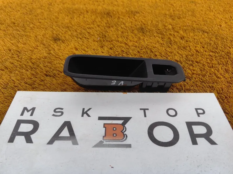 Накладка на кнопку стеклоподъемника