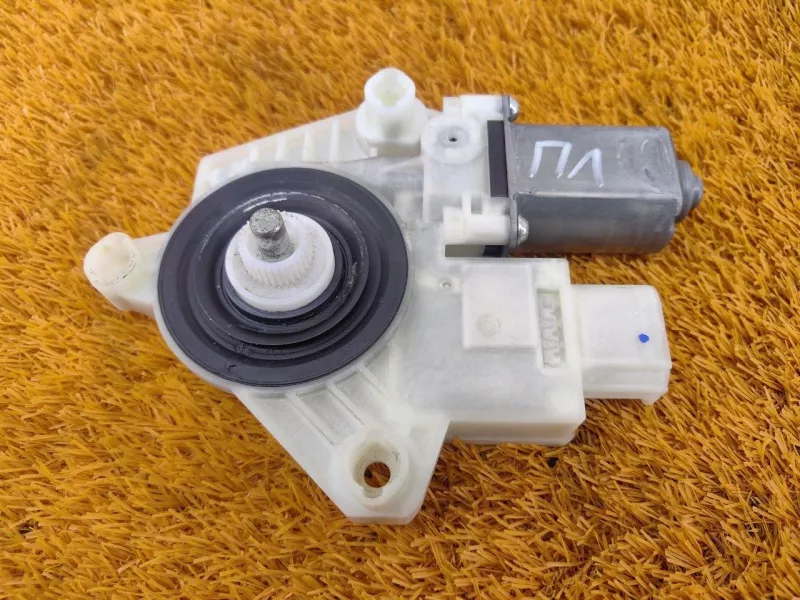 Мотор стеклоподъемника