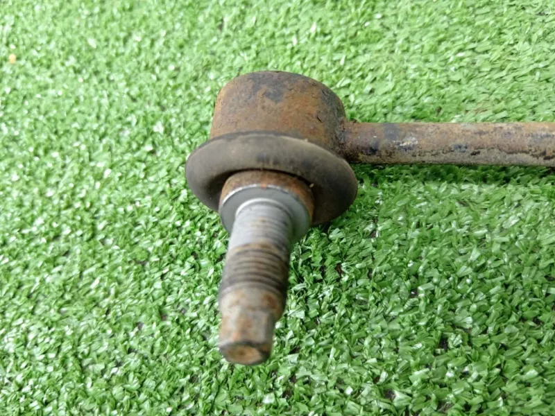 Стойка стабилизатора