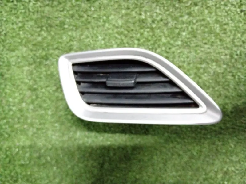 Решетка вентиляционная