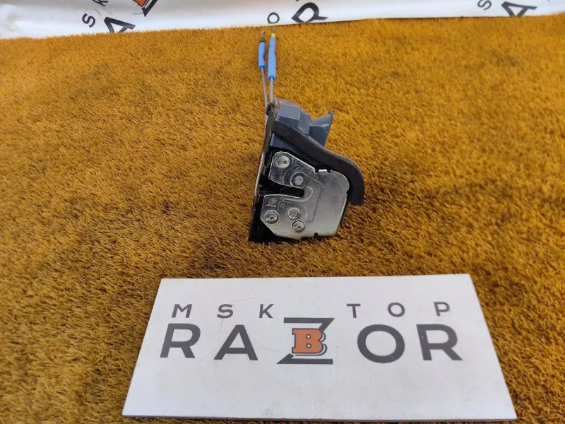 Замок двери