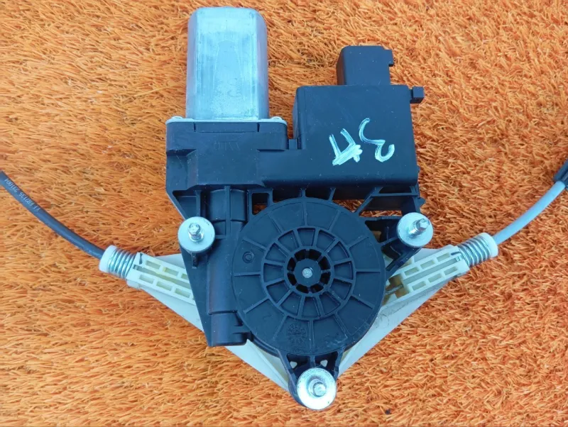 Стеклоподъемник