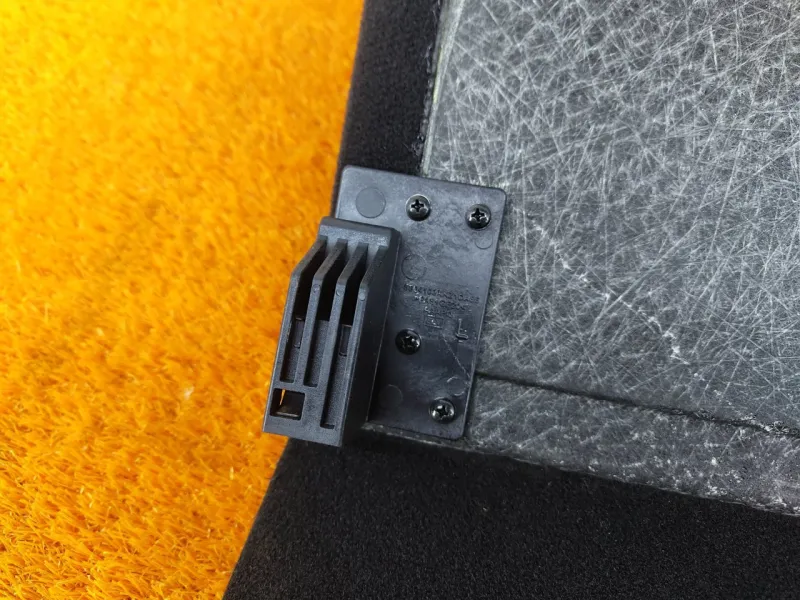 Пол багажника