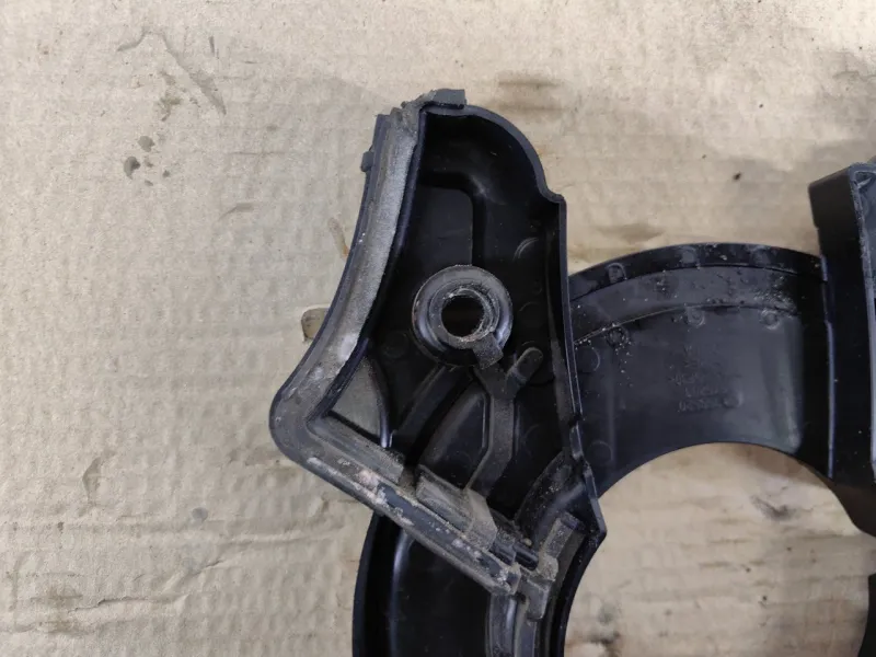 Крышка коленвала