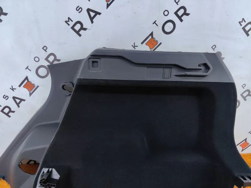 Обшивка багажника