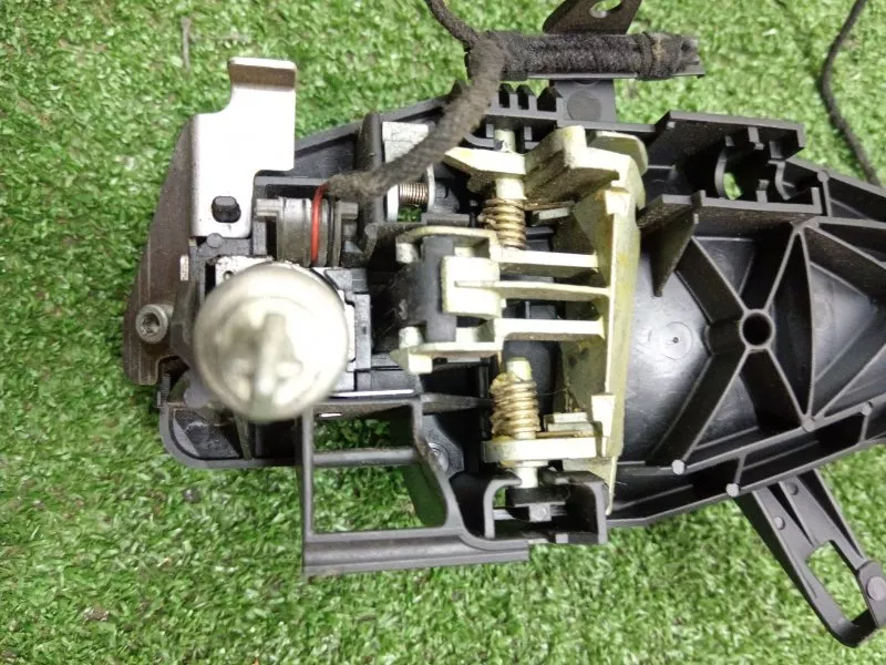 Ручка двери наружняя