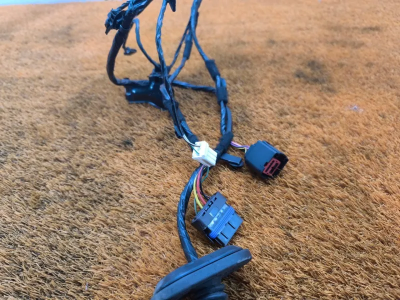 Проводка двери