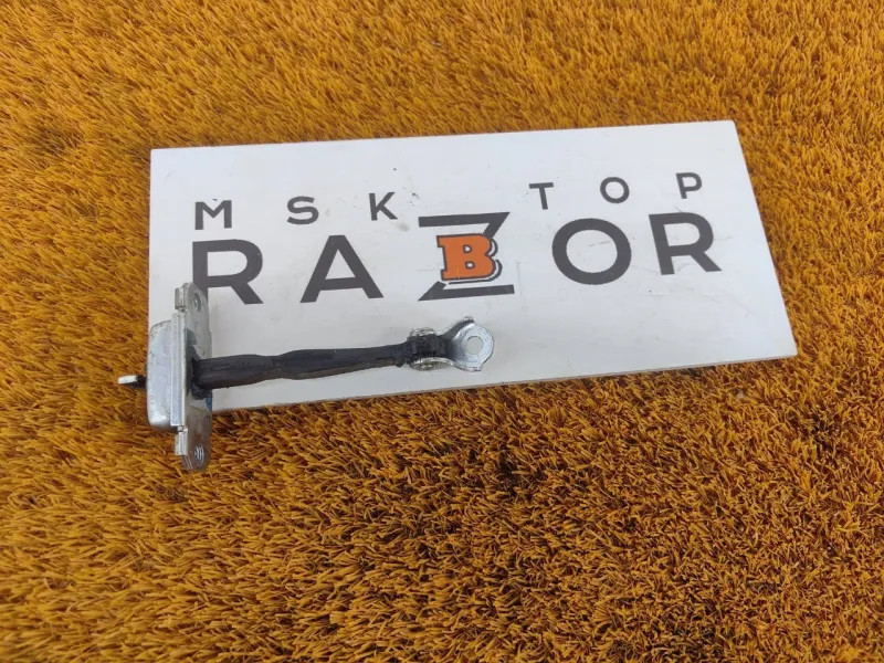 Ограничитель двери