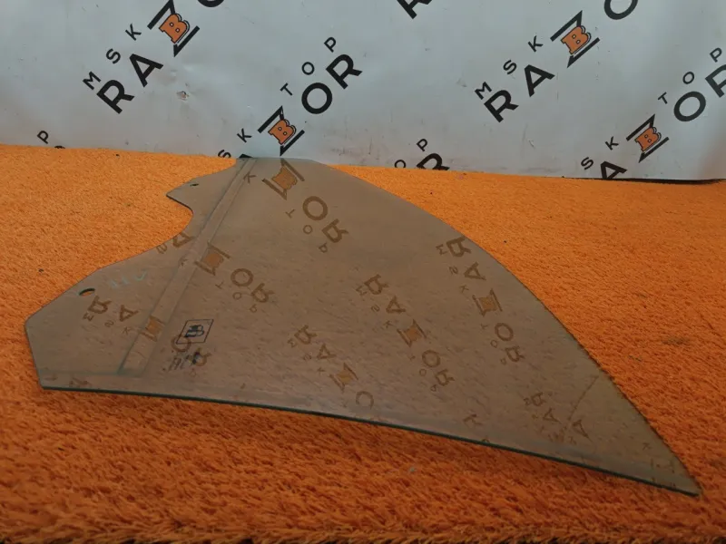 Стекло двери