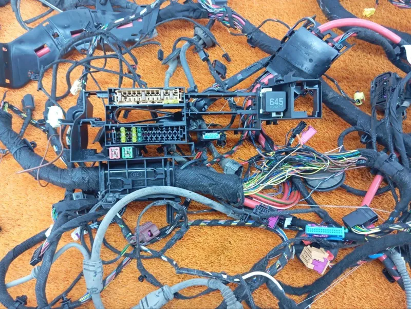 Проводка салона