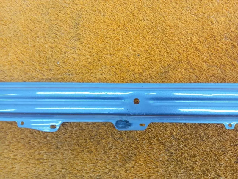 Усилитель бампера