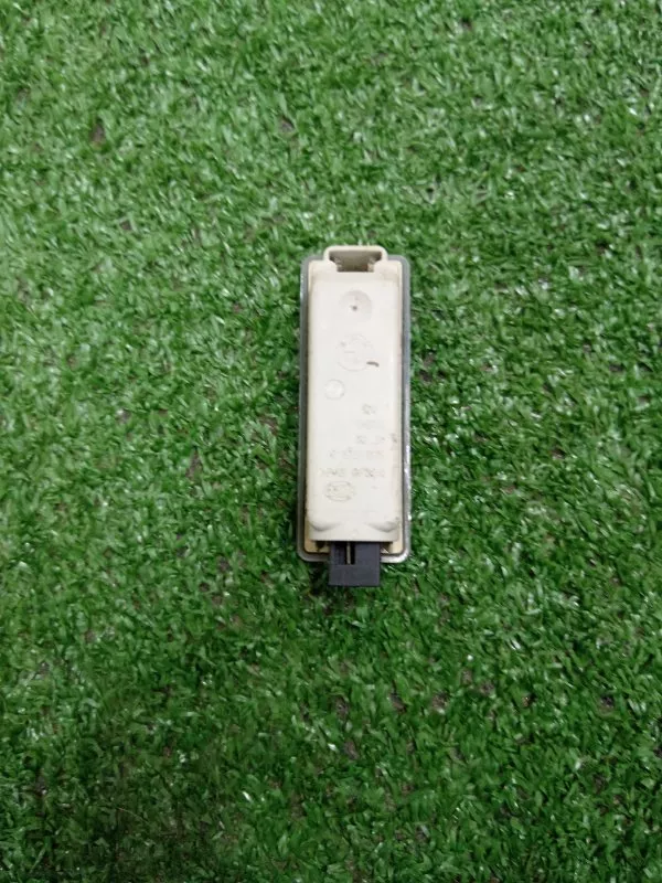 Плафон подсветки двери