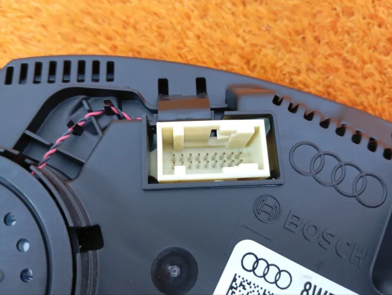 Панель приборов