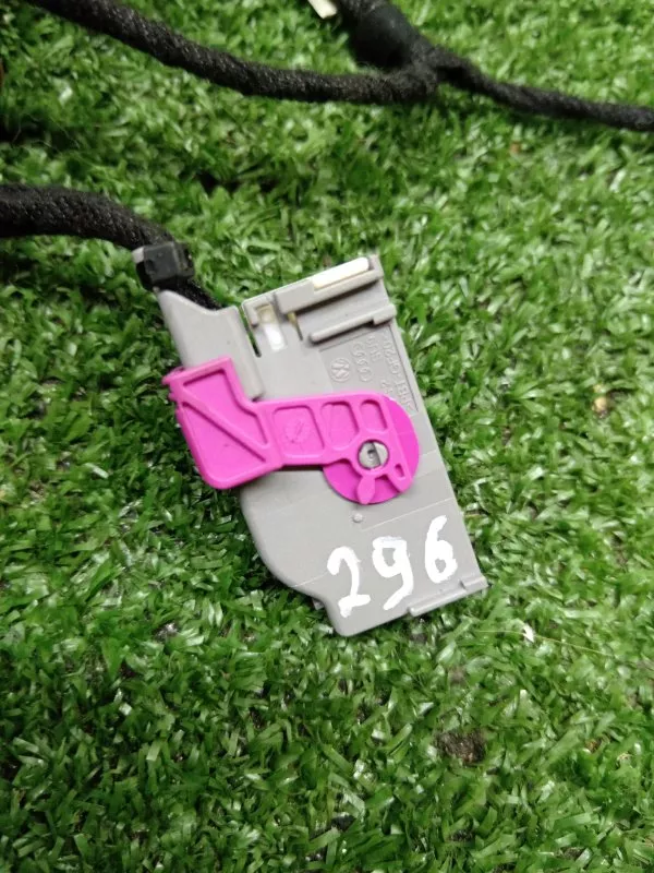 Проводка двери