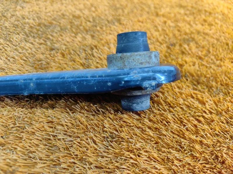 Рычаг подвески