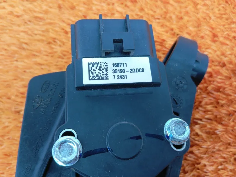 Педаль газа