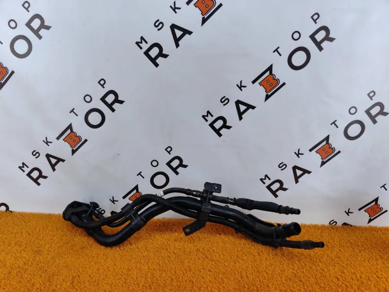 Горловина топливного бака