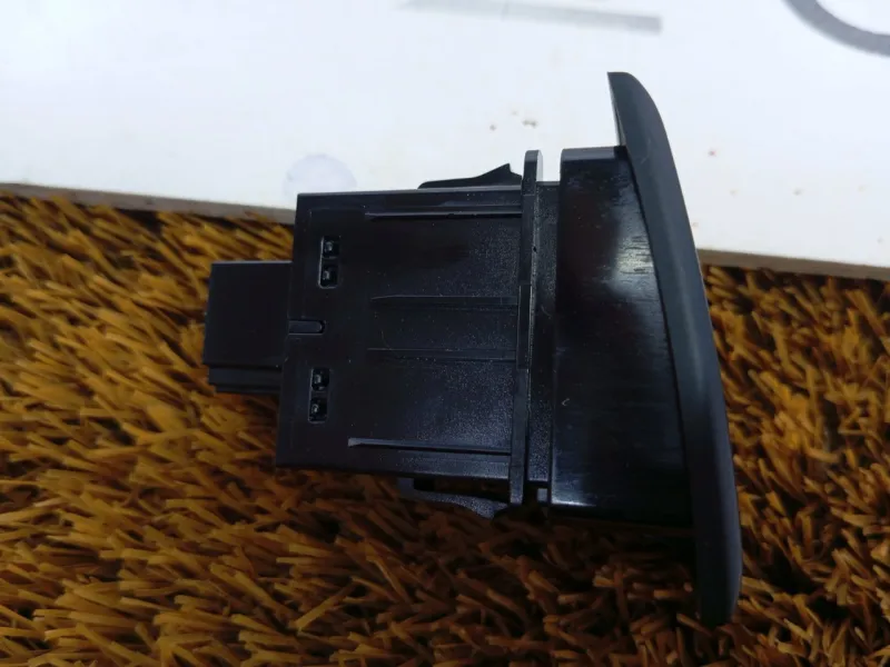 Кнопка аварийной сигнализации