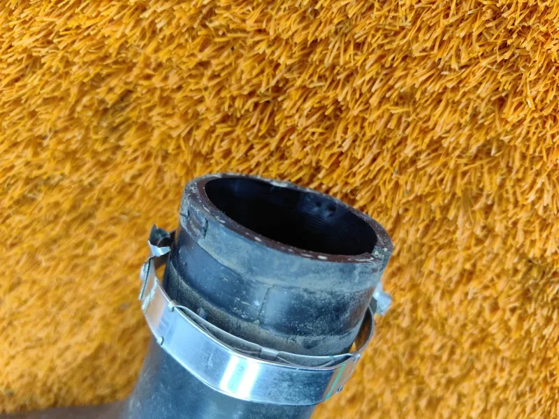 Патрубок интеркулера