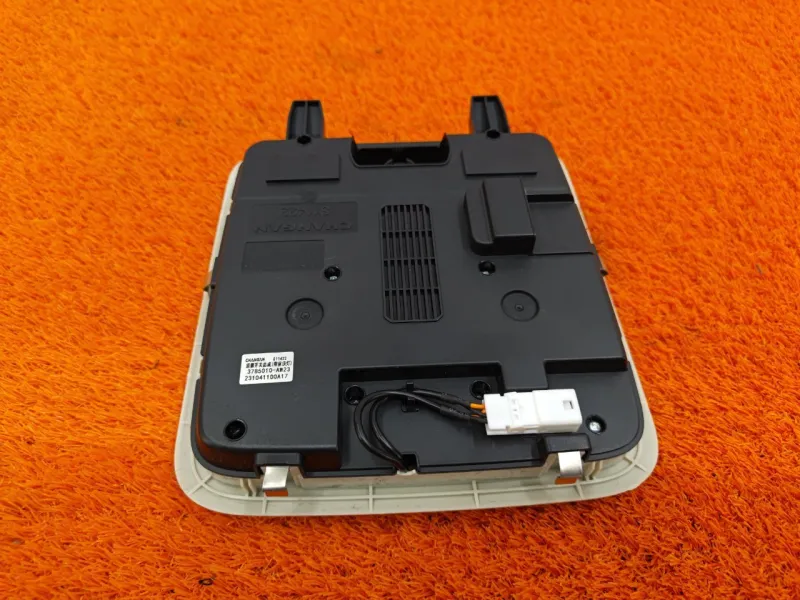 Плафон салона