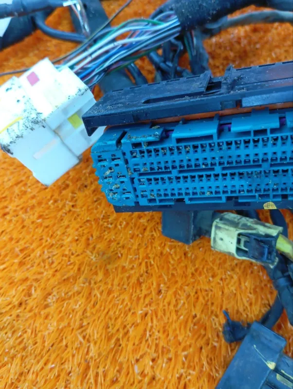 Проводка подкапотная